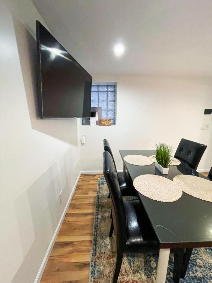 Апартаменты Wrigley Garden Unit Чикаго Экстерьер фото