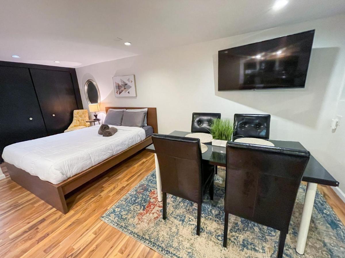 Апартаменты Wrigley Garden Unit Чикаго Экстерьер фото