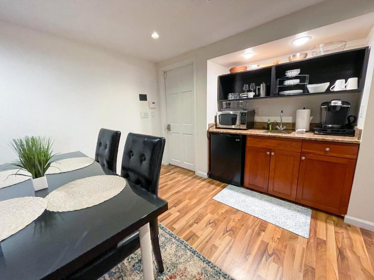 Апартаменты Wrigley Garden Unit Чикаго Экстерьер фото